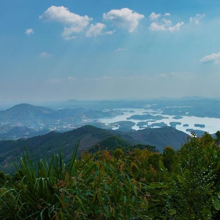 Thac Ba Family Homestay Ho To Экстерьер фото