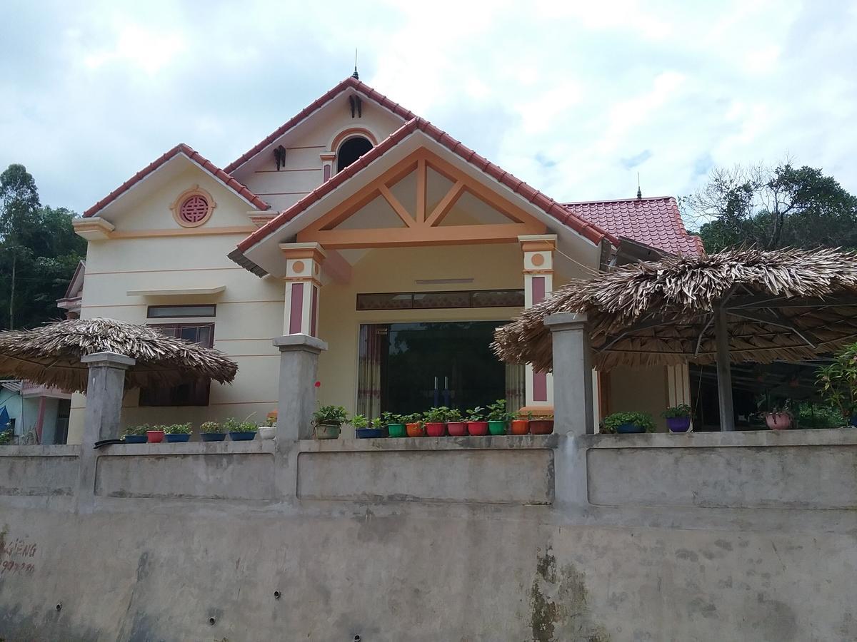 Thac Ba Family Homestay Ho To Экстерьер фото