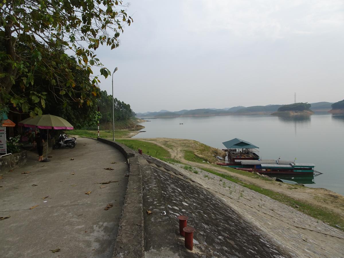 Thac Ba Family Homestay Ho To Экстерьер фото
